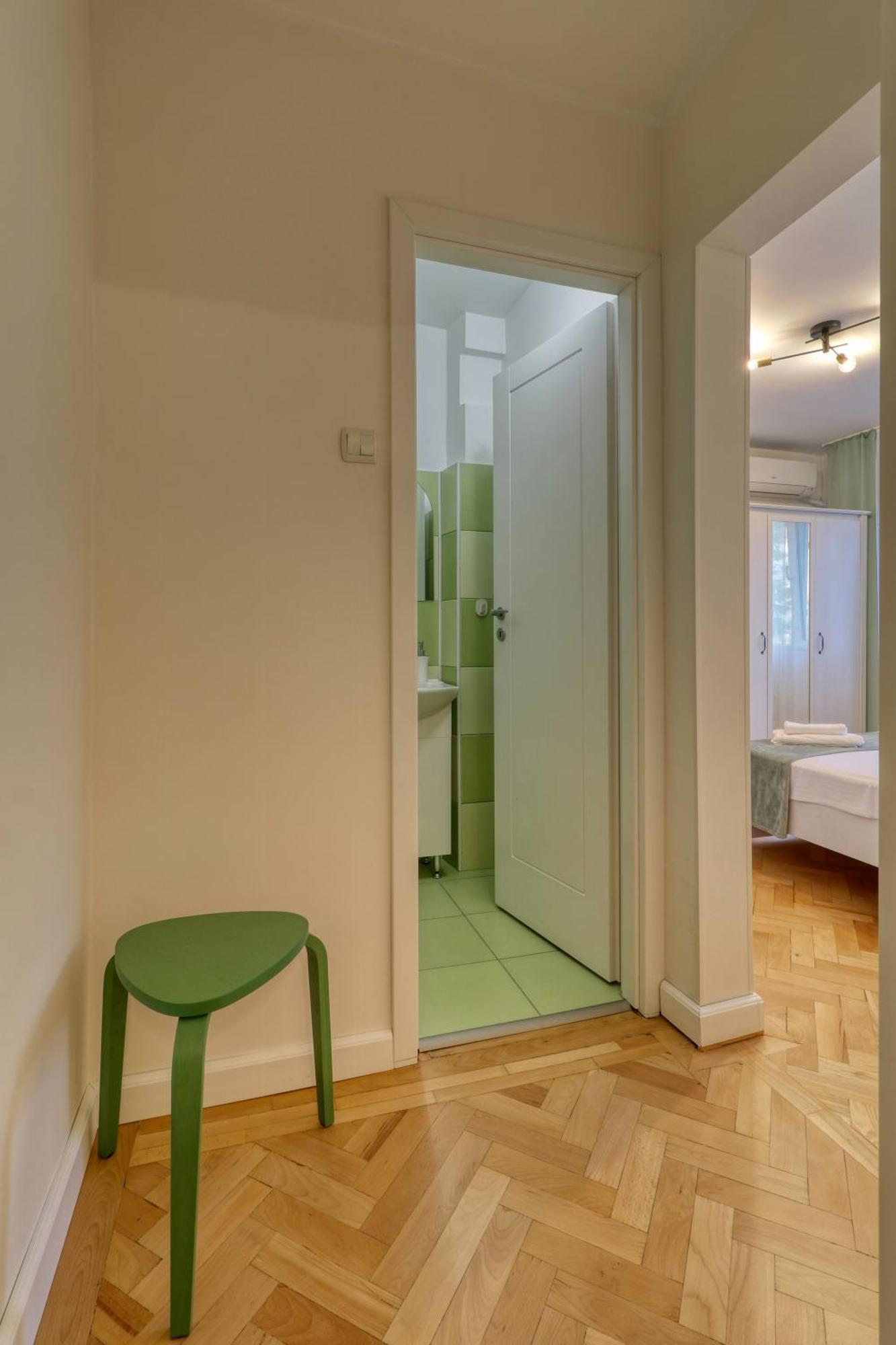 Quito Apartment - Stylish & Quiet Bucureşti Exterior foto